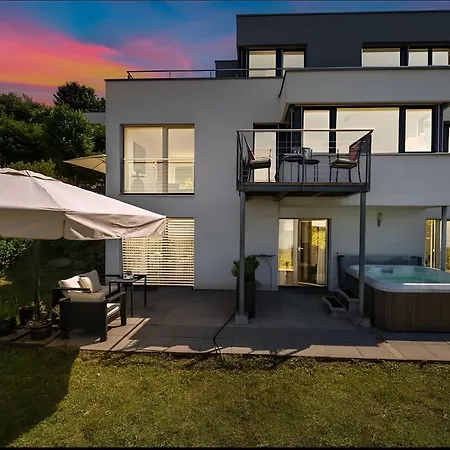 Villa Panoramic In Montreux *